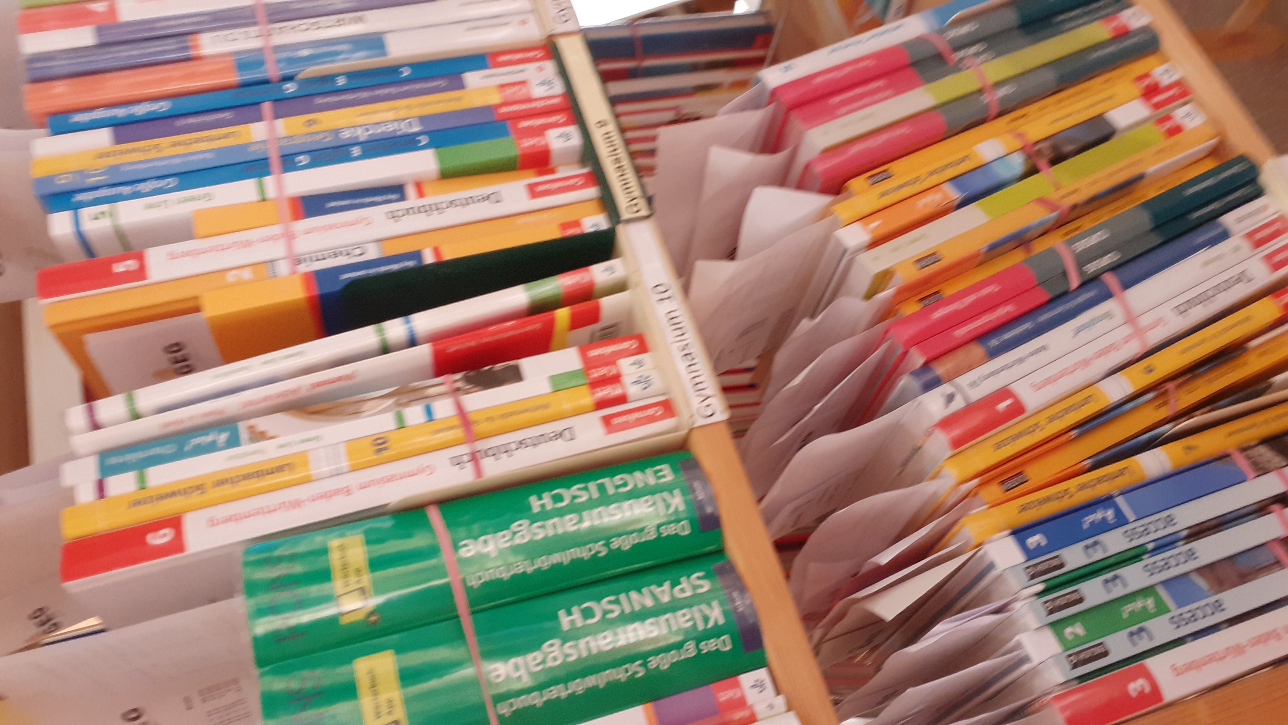 Die Schulbücher sind da